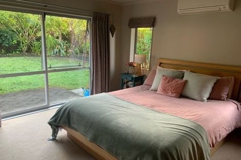 Photo of property in 9 Fergy Crescent, Wattle Downs, Auckland, 2103