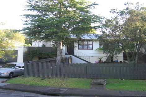 Photo of property in 83 Monarch Avenue, Hillcrest, Auckland, 0627
