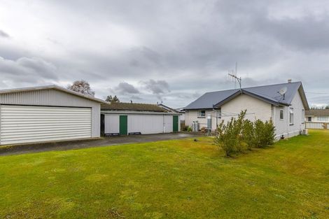 Photo of property in 16 Edward Street, Waimate, 7924