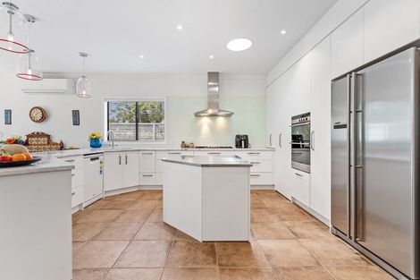 Photo of property in 22 Glamis Avenue, Manly, Whangaparaoa, 0930