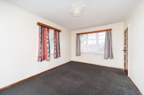 Photo of property in 35 Rangiora Avenue, Roslyn, Palmerston North, 4414