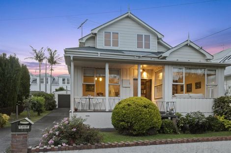 Photo of property in 66 Princes Street, Northcote Point, Auckland, 0627