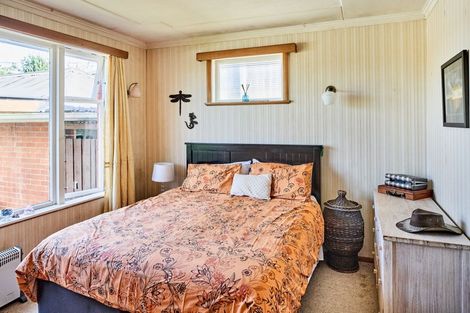 Photo of property in 19 Corlett Road, Plimmerton, Porirua, 5026