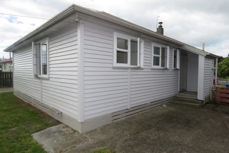 Photo of property in 8 Colvin Street, Westport, 7825