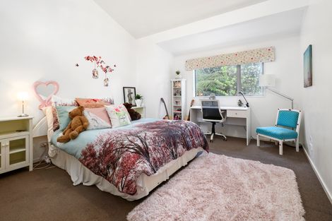 Photo of property in 190a Huia Road, Titirangi, Auckland, 0604