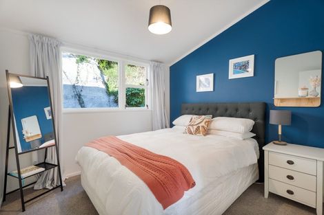 Photo of property in 8 Sheridan Terrace, Johnsonville, Wellington, 6037