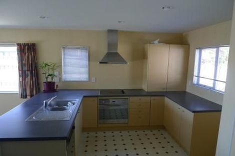 Photo of property in 1e Bould Street, Johnsonville, Wellington, 6037