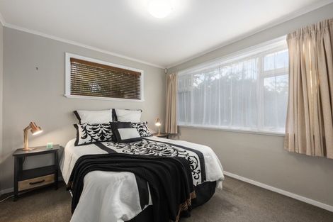 Photo of property in 100 Fraser Crescent, Elderslea, Upper Hutt, 5018