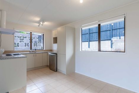 Photo of property in 2/900a Mount Eden Road, Three Kings, Auckland, 1024