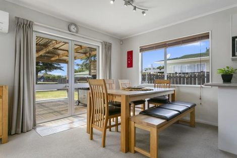 Photo of property in 16 Sheridan Crescent, Leamington, Cambridge, 3432