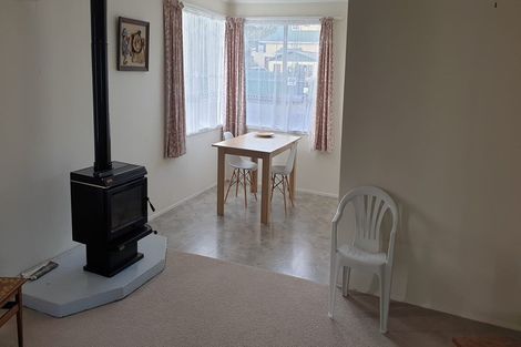 Photo of property in 20 Gibson Place, Patea, 4520