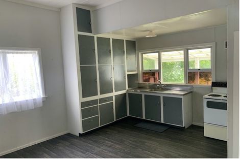 Photo of property in 11 Matai Street, Castlecliff, Whanganui, 4501