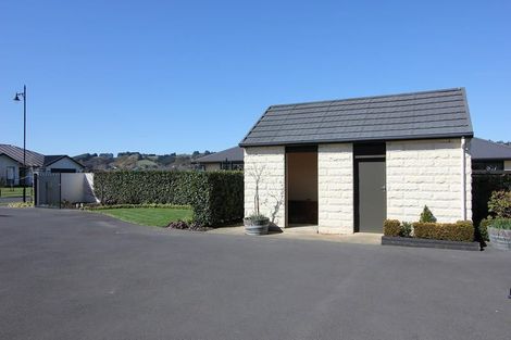 Photo of property in 15 Thornly Park Avenue, Mosgiel, 9024