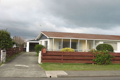 Photo of property in 17 Princeton Road, Raumati Beach, Paraparaumu, 5032