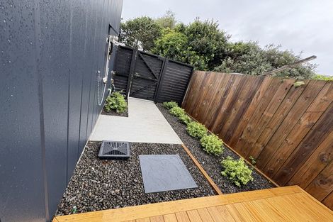 Photo of property in 102c Ennis Avenue, Pakuranga Heights, Auckland, 2010