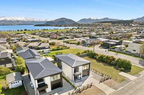 Photo of property in 107 Tenby Street, Wanaka, 9305