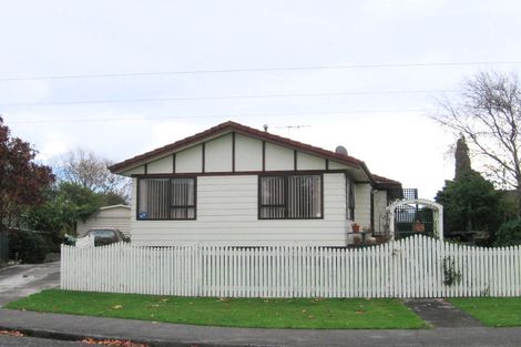 Photo of property in 5 Hurworth Grove, Waikanae, 5036