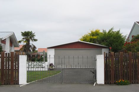 Photo of property in 1 Cowper Place, Avondale, Christchurch, 8061