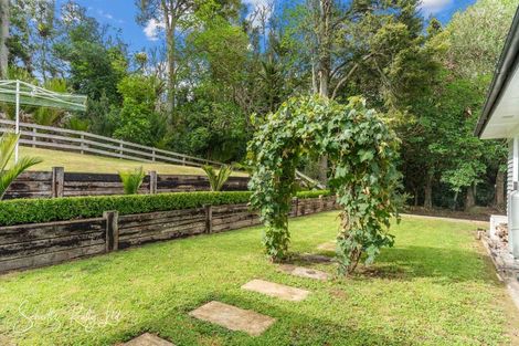 Photo of property in 16 Whaka Street, Maungaturoto, 0520