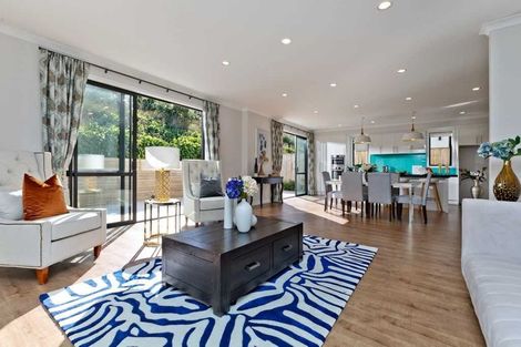 Photo of property in 5 Shelby Place, Long Bay, Auckland, 0630