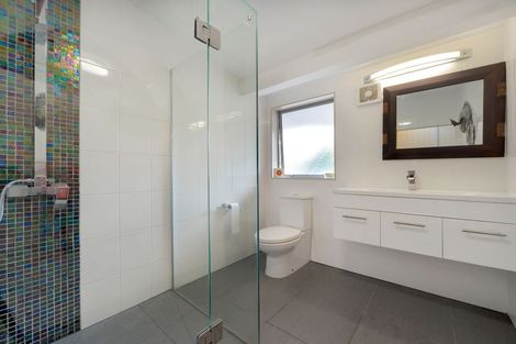 Photo of property in 48a Konini Road, Titirangi, Auckland, 0604