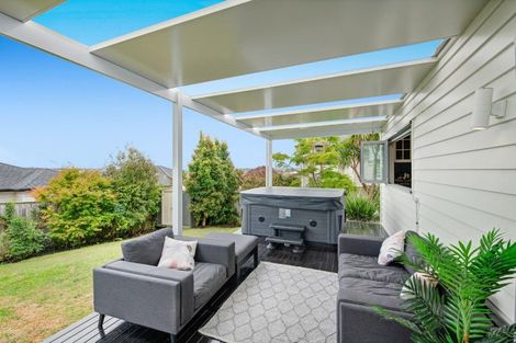 Photo of property in 9 Harvest Avenue, Orewa, 0931