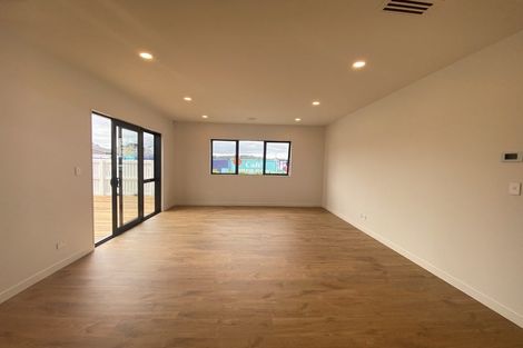 Photo of property in 1 Pukeko Road, Hobsonville, Auckland, 0616