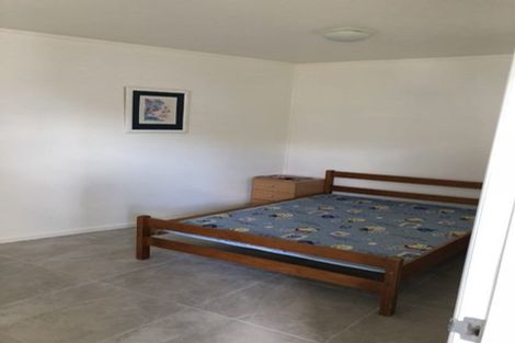 Photo of property in 15 Bevyn Street, Castor Bay, Auckland, 0620