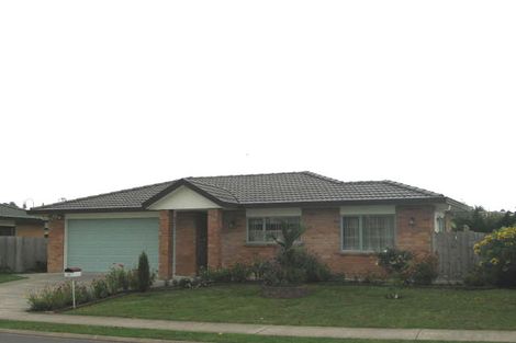 Photo of property in 27 Greenberry Drive, Ranui, Auckland, 0612