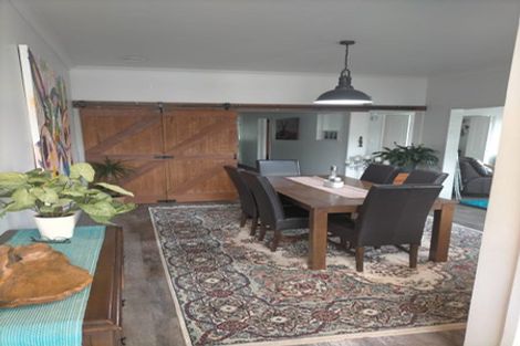 Photo of property in 6 Parkes Avenue, Saint Johns Hill, Whanganui, 4501