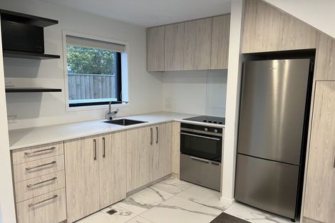 Photo of property in 4/22 Yeovil Road, Te Atatu Peninsula, Auckland, 0610