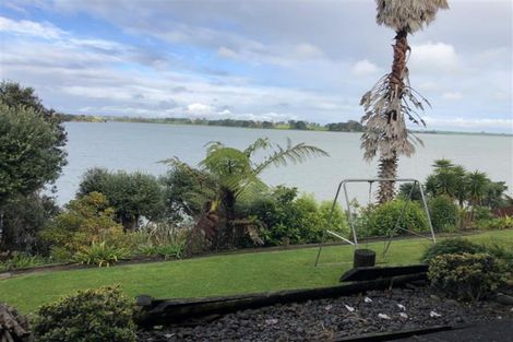 Photo of property in 10 Gigi Place, Conifer Grove, Takanini, 2112