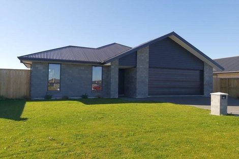 Photo of property in 19 Frogmore Way, Rolleston, 7615