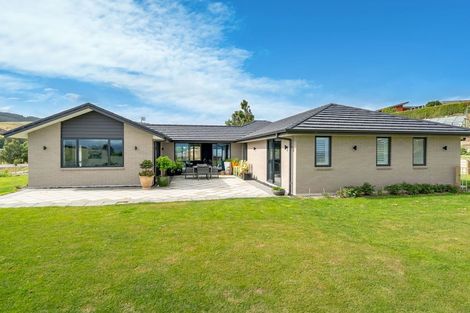 Photo of property in 20 Mallard Drive, Waihola, Outram, 9073
