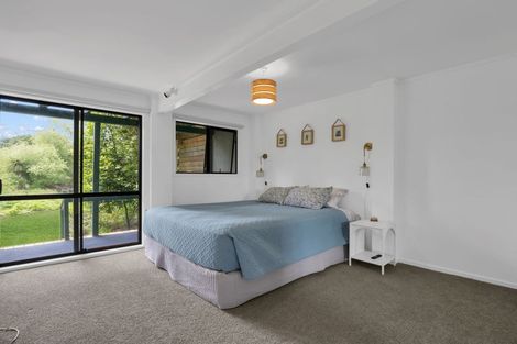 Photo of property in 100b Grand Vue Road, Kawaha Point, Rotorua, 3010