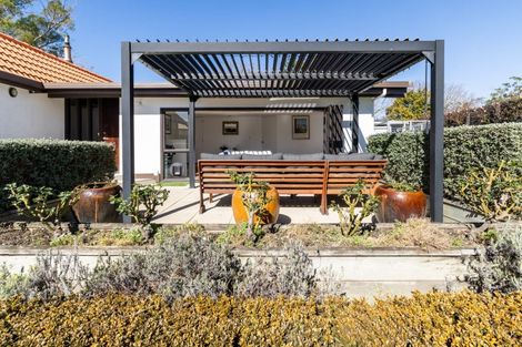 Photo of property in 13 Selwyn Road, Havelock North, 4130