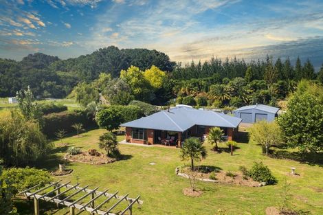 Photo of property in 420 Foxton Shannon Road, Foxton, 4893