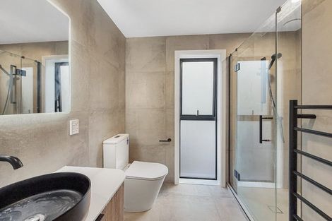 Photo of property in 5/6 Victoria Street, Ebdentown, Upper Hutt, 5018