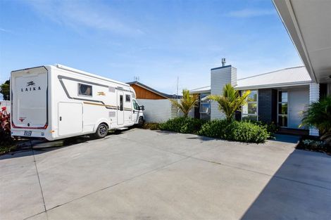 Photo of property in 22 Wills Road, Bell Block, New Plymouth, 4312