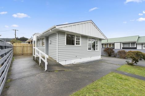 Photo of property in 89b Main Road, Wainuiomata, Lower Hutt, 5014
