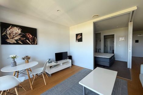 Photo of property in Frank Sargeson Apts, 105/74 Anzac Street, Takapuna, Auckland, 0622