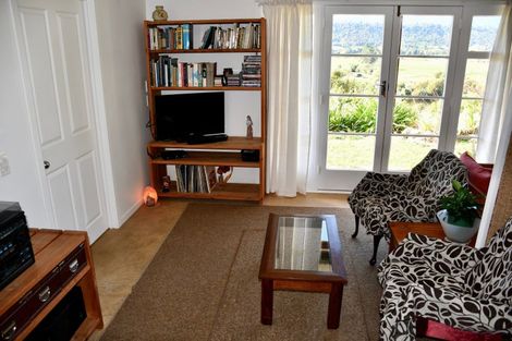 Photo of property in 6 Arapito Road, Karamea, 7893