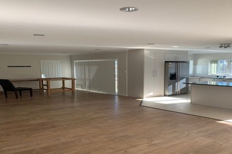 Photo of property in 37a Great South Road, Papakura, 2110