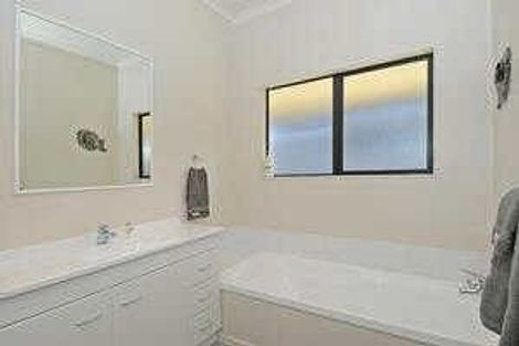 Photo of property in 9a Ormrod Grove, Riverstone Terraces, Upper Hutt, 5018