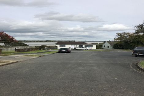 Photo of property in 17 Montego Place, Weymouth, Auckland, 2103