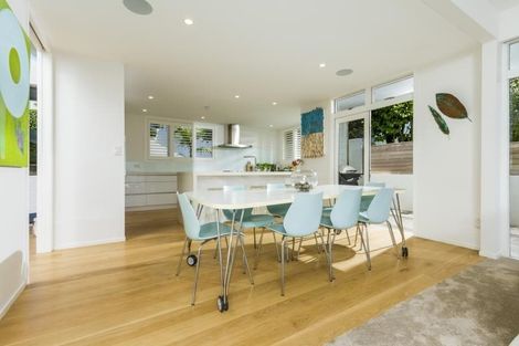 Photo of property in 2/34 Whitby Crescent, Mairangi Bay, Auckland, 0630