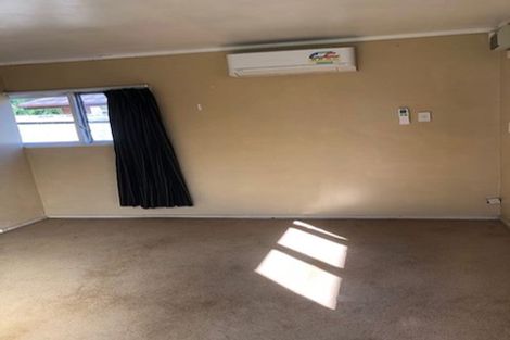 Photo of property in 25 Montilla Place, Manurewa, Auckland, 2102