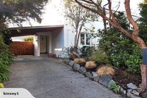 Photo of property in 32 Durham Crescent, Fairfield, Lower Hutt, 5011