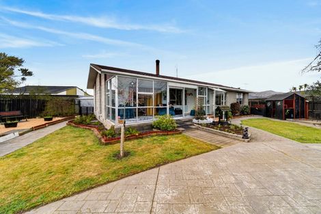 Photo of property in 30 Bayswater Crescent, Bromley, Christchurch, 8062