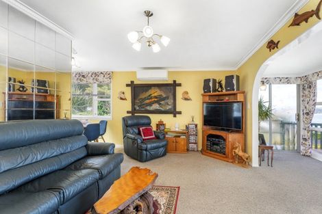 Photo of property in 14 Stormont Lane, Whitianga, 3510